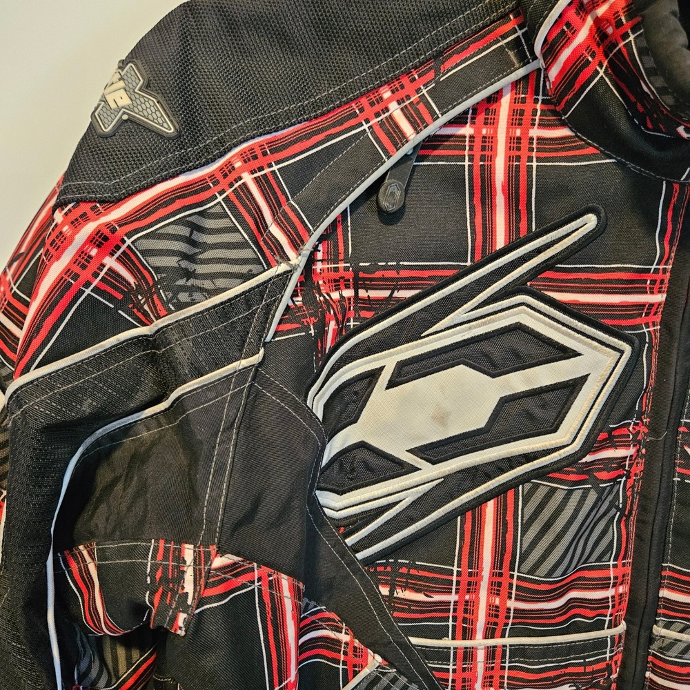 Castle X Racewear Snowmobile Jacket Mens M Red Black Reissa Hitena Winter - Picture 13 of 16